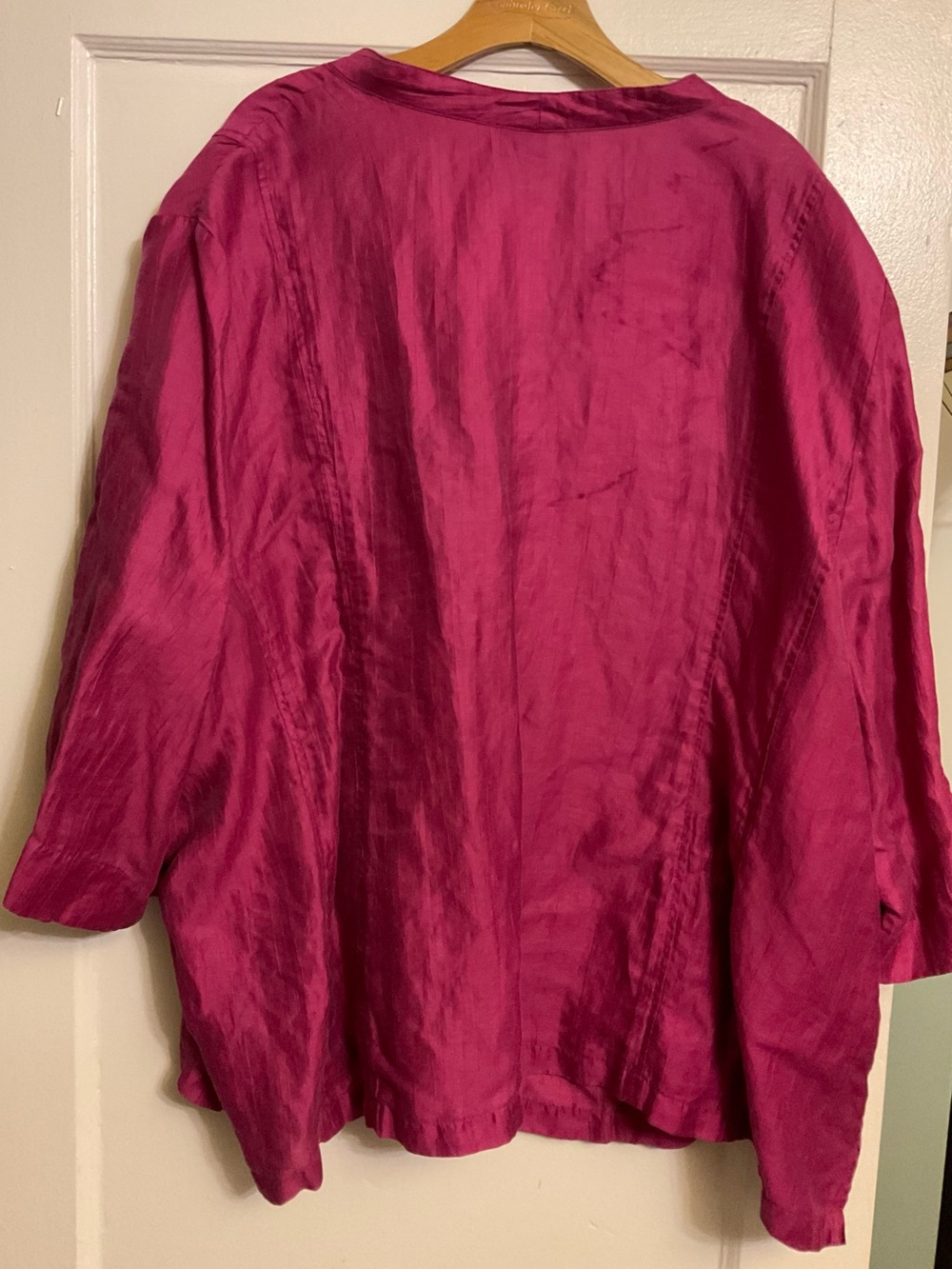 Maggie Barnes Plus-Size Linen Blend Top in Fuchsia - Picture 3 of 3
